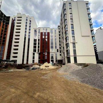 Двокімнатна двостороння Квартира в Зданому ЖК "Comfort House"