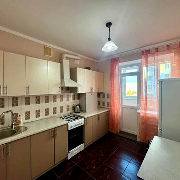 Боголюбова вул., 11