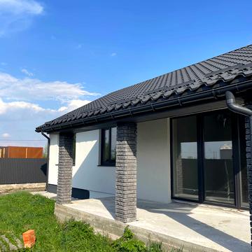 Максима Залізняка вул.