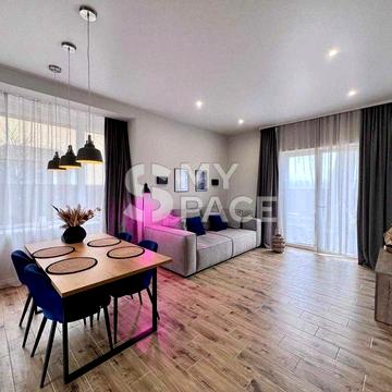 Сучасний будинок Гатне, Крюківщина, КМ Золотий дуб, Х-парк Теремки