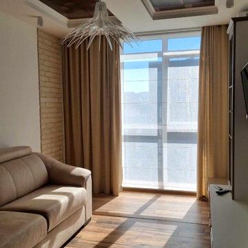 Вячеслава Чорновола просп. (), 16