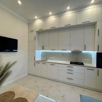 Тарасівська вул., 8