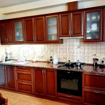 Продається 1-кімнатна квартира, вул. Анни Ахматової, 30