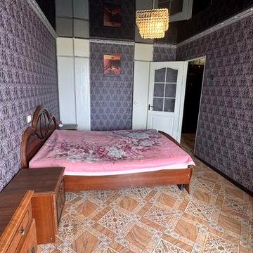 Продам 2-комнатную квартиру на Нахимова