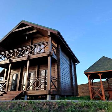 Продам деревяний будинок на березі річки Турунчук