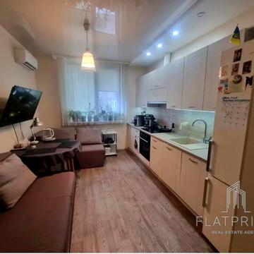 Василя Симоненка вул., 5-А