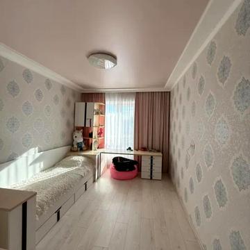 Набережна Перемоги вул., 42