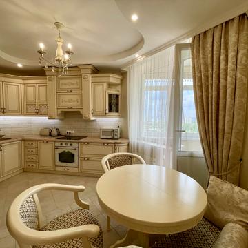 Бакинська вул., 37-Д