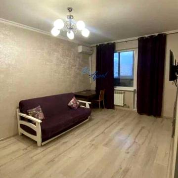 Академіка Заболотного вул., 18