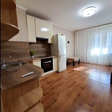 Балтійський пров., 5