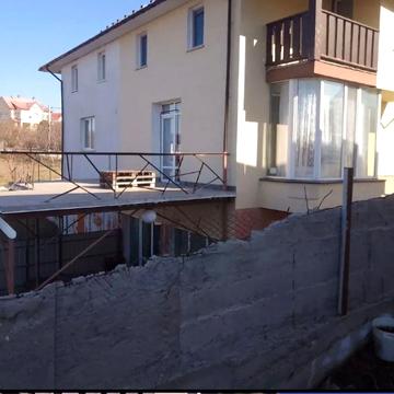 Світанковий пров., 5