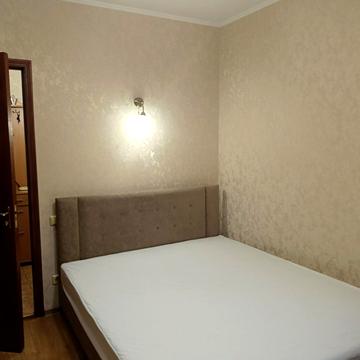 Князя Володимира Великого просп., 134