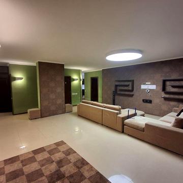 Вячеслава Чорновола вул., 20