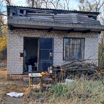 Дача, будинок, земельна ділянка