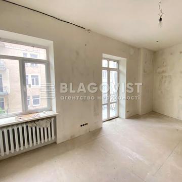 Костельна вул., 11