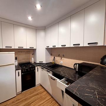 Військових Ветеранів вул., 3а