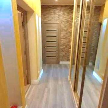 Продам 2-х комнатную " Сталинку" 50 м2 Автономка!!!