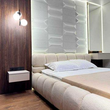 Велика, шикарна півторачка поруч з озером