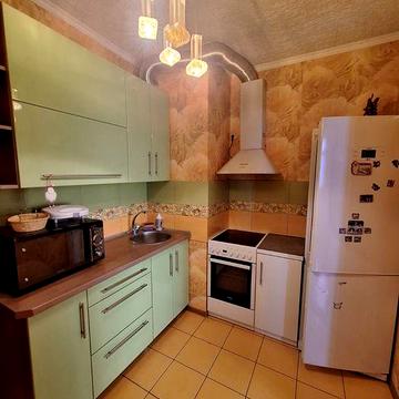 Сдам уютную 2к.на ул.Левитана/Небесной сотни