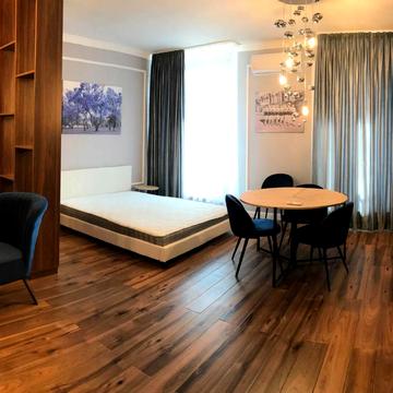 Антоновича вул. (Горького), 74