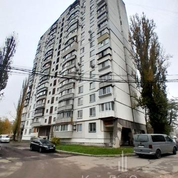 Жуля Верна бульв. (Ромена Роллана), 9