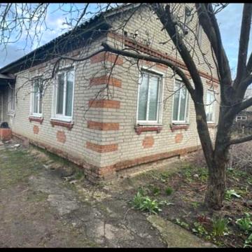 Військовим та цивільним здається будинок з усіма зручностями Лебедин