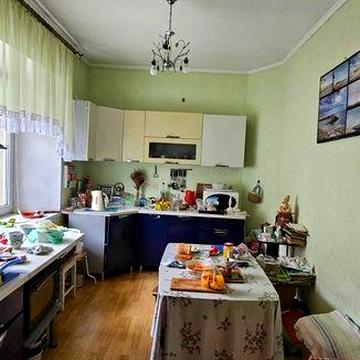 Продается часть дома в центре города!