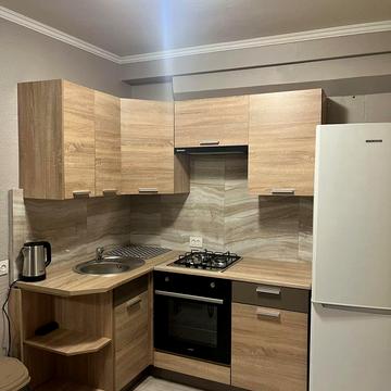 Велика Васильківська вул. (Червоноармійська), 145/1