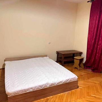 Оренда кімнати в квартира від власника вул. Червоної Калини