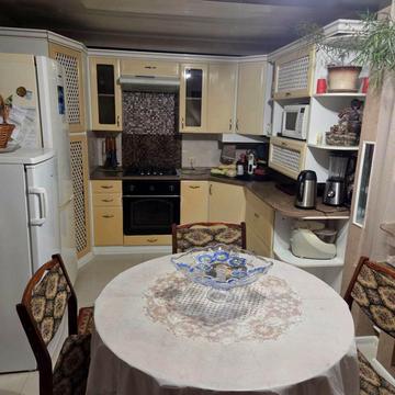 Швидкісна вул., 10