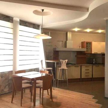 Вулиця Цитадельна , буд. 4/7 , метро Печерська, Гарний ремонт,