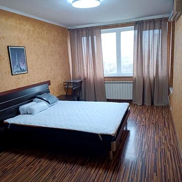 Березняківська вул., 30