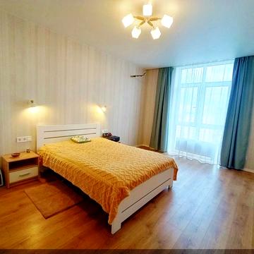 Микільсько-Слобідська вул., 8