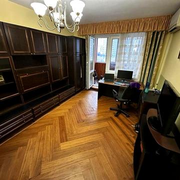 Бориса Гмирі вул., 13