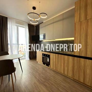 Зоряний бульв., 1-М