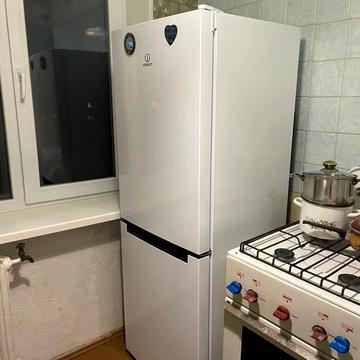 Осіння вул., 7