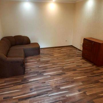 Довгострокова оренда 2к Квартира Келецька вулиця