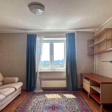 Продаж 1к квартири Оболонь цегла, 1998 рік, ремонт, без комісії