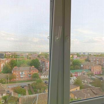 Продам 1-кімнатну квартиру біля центру з виглядом на місто