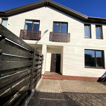 6-та Лінія вул., 21/4