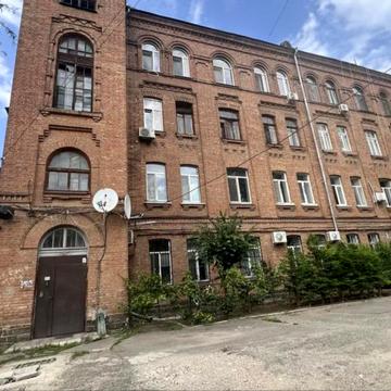 3-кімнатна квартира на вул. Артилерійська