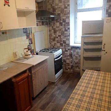 4-кімнатна квартира на вул.Саятослава Ріхтера