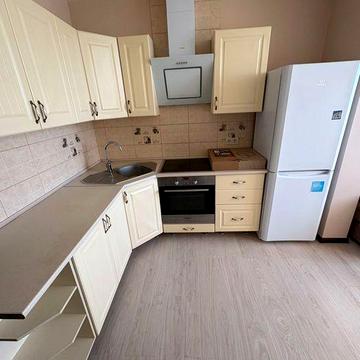 Сдам довгостроково 1-но кімн.квартиру 50кв.м., Дім з генерат, 8000грн