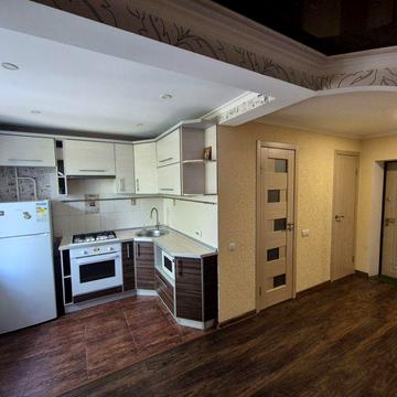 1к. Квартира-студія. Цегляний будинок. 3 поверх.