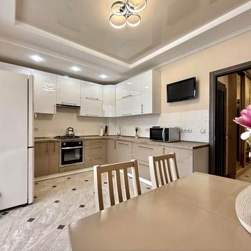 Оренда 3 кімнатноі квартири по вул. Довженка, кілька хвилин до парку!