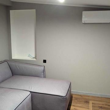 Здається 2 кімнатна квартира! Окремий вхід