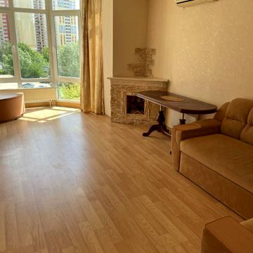 Юлії Здановської вул. (Ломоносова), 58