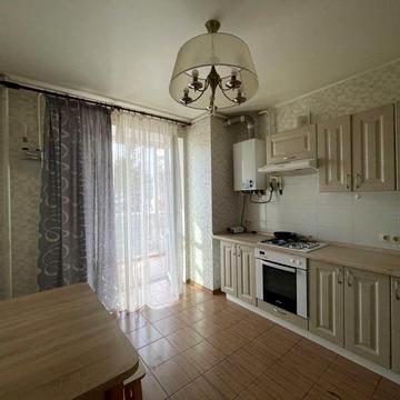 Квартира на газовому опаленні! 3 поверх, вид на ліс, новобудова! Торг!