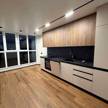 Продаж 1к. квартири 42кв. м. вул. Констянтина Василенка