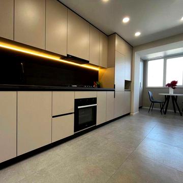 Продам велику 3 кімнатну квартиру з євроремонтом